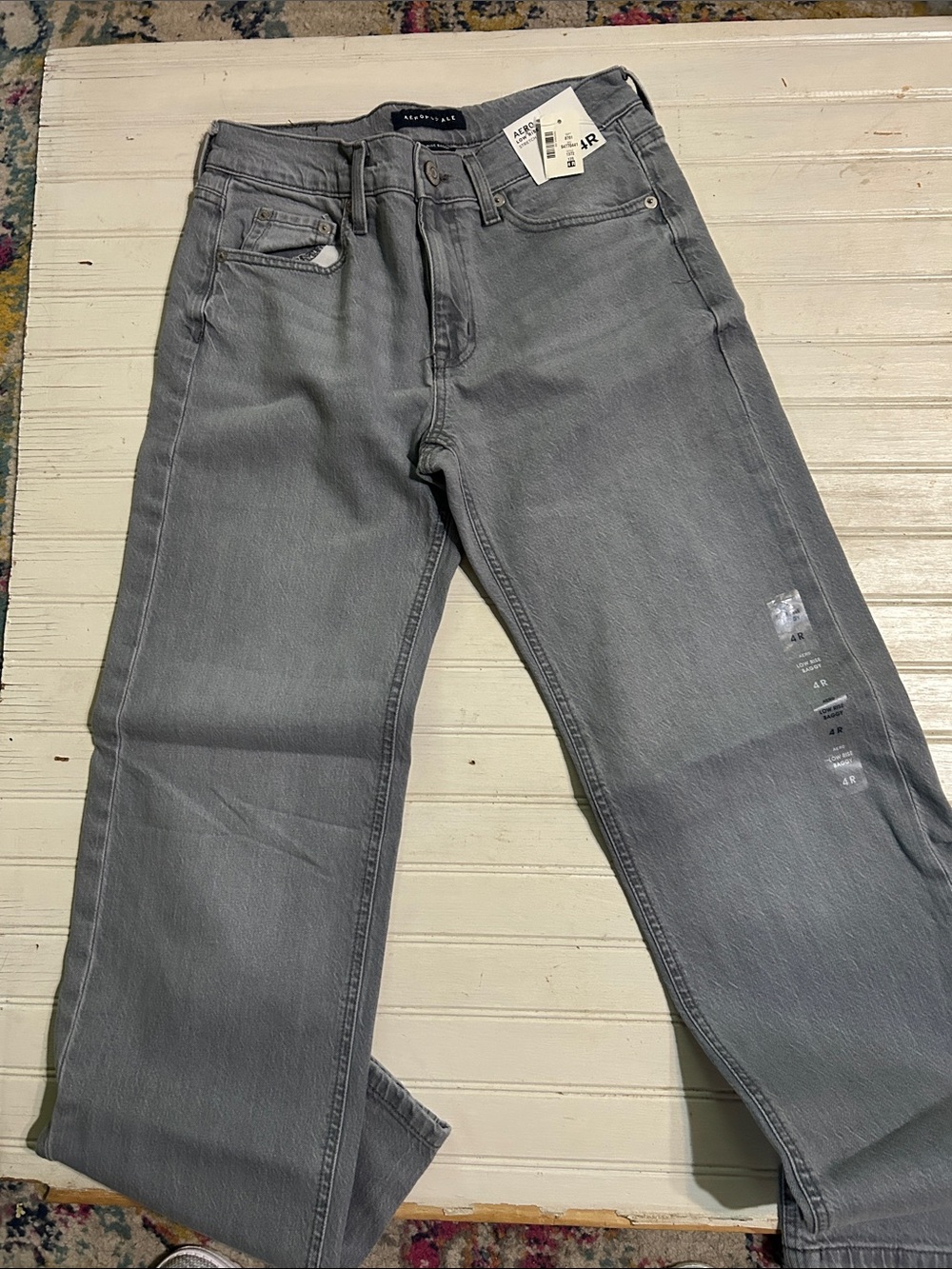 Aeropostale Women's Straight Leg Jeans in Gray